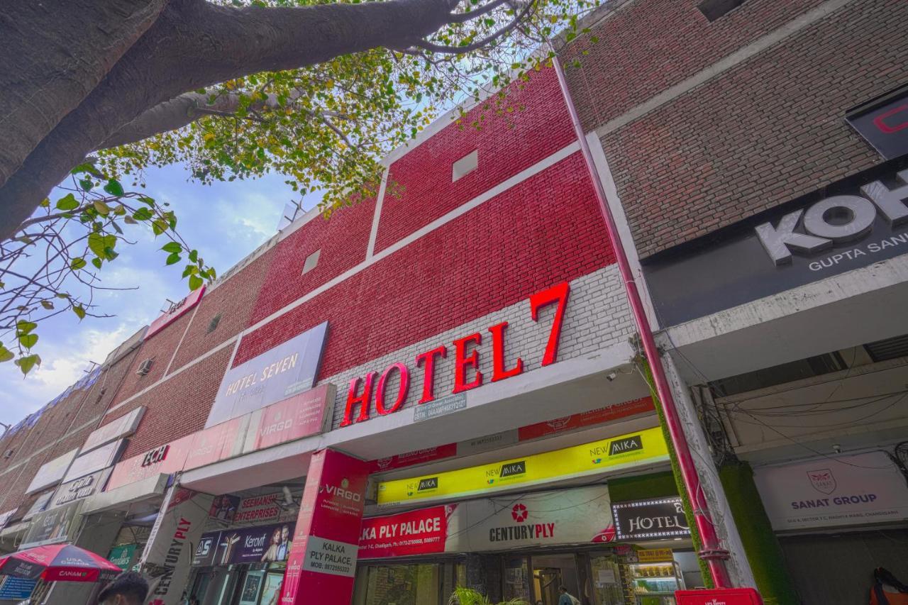 Hotel Seven- Center Of City Чандигарх Экстерьер фото